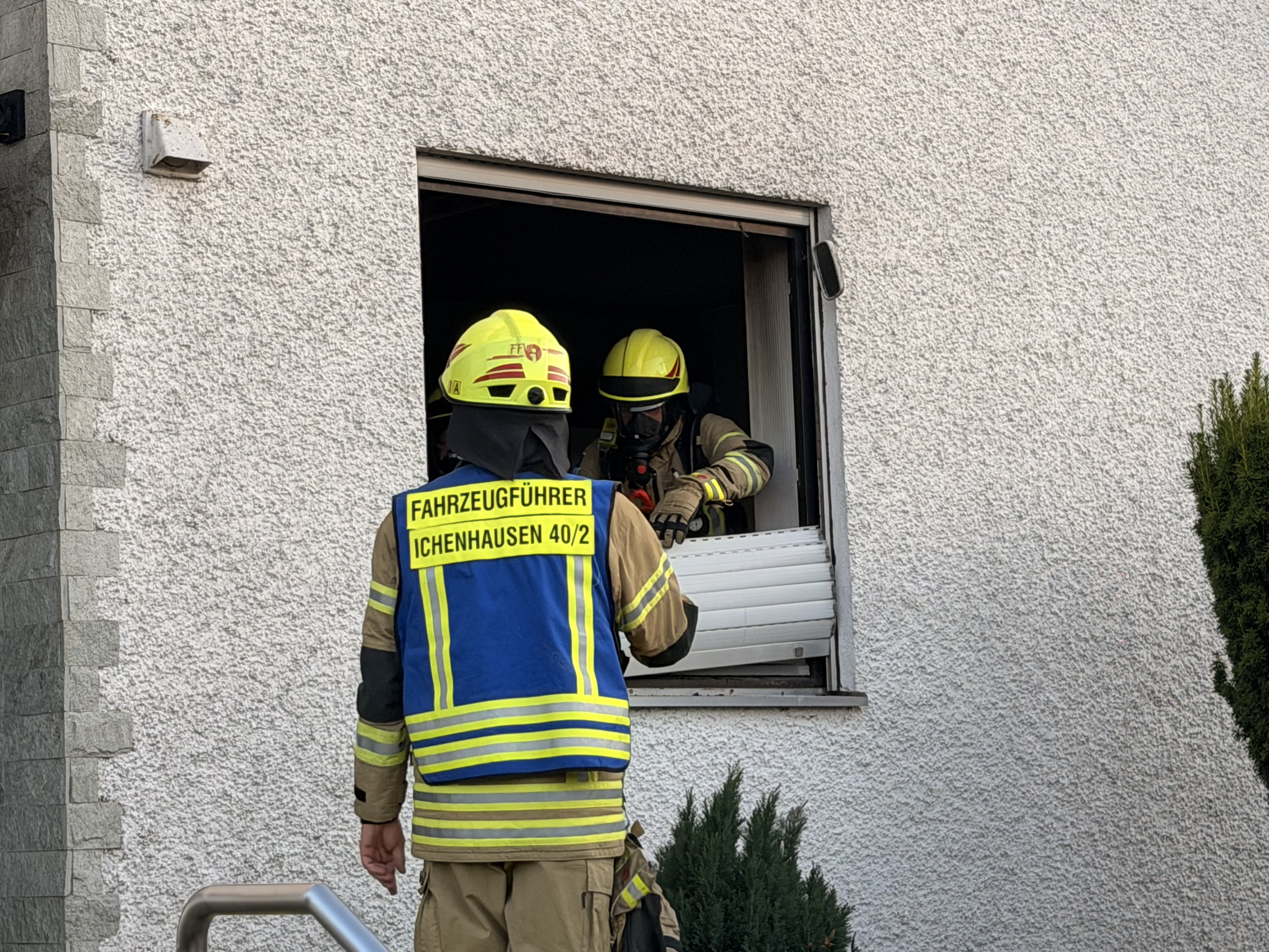 Nr. 94/26 B3 Brand Zimmer Person in Gefahr